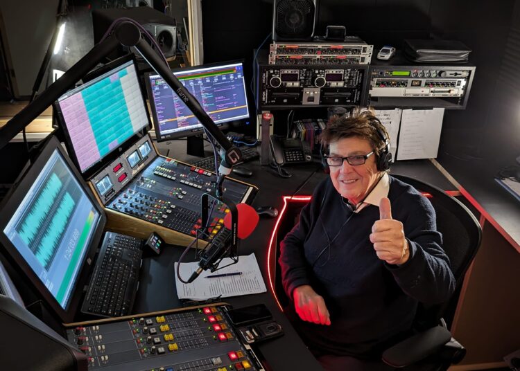 Radio 1 legend takes over Brighton station’s breakfast show