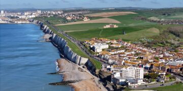 Gas main along main seafront road repaired
