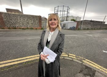 Special meeting to decide controversial gasworks homes plan