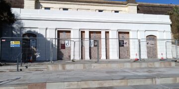 Moshimo co-founder in talks to take on new seafront cafe