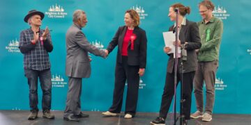 Labour hold both Brighton and Hove by-election seats