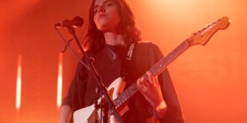 Goat Girl lighten up with friendly banter