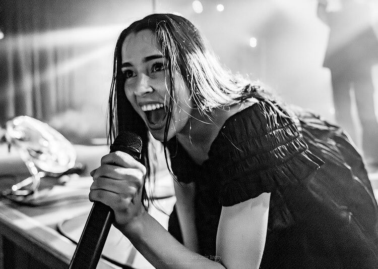 Confidence Man get the Glastonbury party started early with Brighton warmup