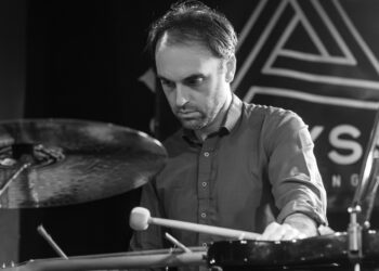 Ex-Easter Island Head perform first Brighton concert in a decade