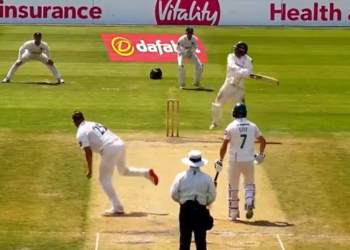 Kimber smashes records but Sussex beat Leicestershire at Hove