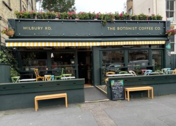 Coffee shop applies for drinks licence