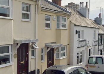 Neighbours object to plans for new holiday house in mews plagued by Airbnbs
