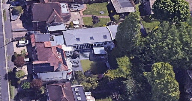 Neighbours object to swimming lessons in private pool