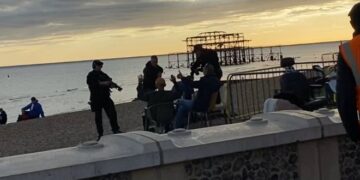 Gunpoint arrest on Brighton beach