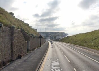 Seafront road to close overnight during three-week resurfacing