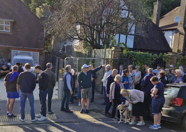 Police return as residents riled in dispute over obstructed right of way