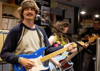 Fat Dog drop debut album, play 2 Brighton instores & announce 2025 gig at Chalk