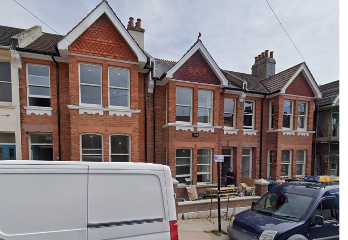 Private school bids to turn former family homes into 27-pupil boarding house