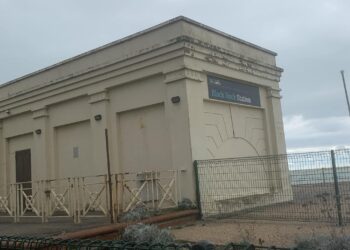 Bold action needed over ‘decaying’ Volk’s station building, volunteers say