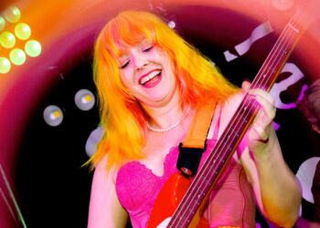 Loose Articles brighten up Brighton