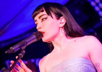 I embrace Freya Beer with ‘Arms Wide Open’ at Brighton concert