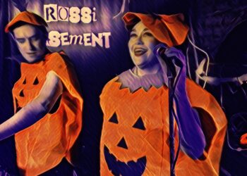 Electro-Synth-Pop duo Becky Becky play first gig in 7 years!