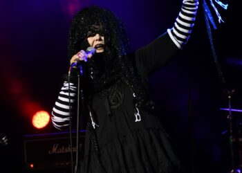 Lene Lovich announces UK tour