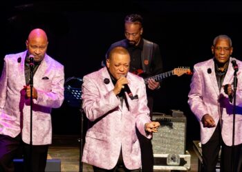 Betcha By Golly, Wow – The Stylistics play Sussex concert
