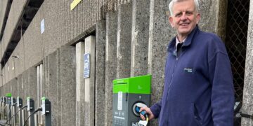 £2.8m grant will see 500 more charging points for electric cars around the city