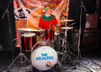 Slack City presents ‘Vince & Jo Have a Radio Show’ – trio of live bands in action!