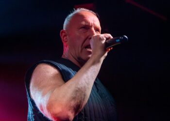 ‘Ahoy! Ahoy!’ Skids into Pool Valley with dazzling Brighton show at Chalk