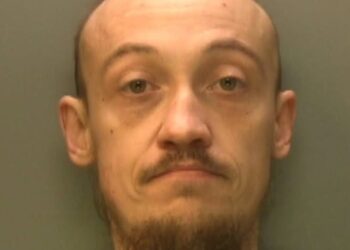 Police hunt former prisoner with Hove links