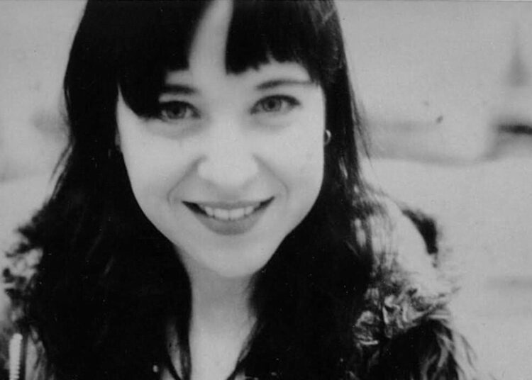 Throwing Muses to play two Sussex concerts