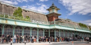 Artists and industry bodies rally round Brighton’s Concorde 2 for 25th anniversary