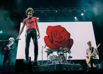 The Kooks announce UK arena tour