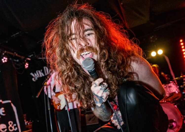 Jools offer us ‘Violent Delights’