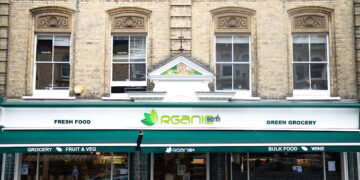 Hove cafe owner claimed £150k in covid loans for dormant companies
