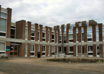 University can replace crumbling concrete in listed building