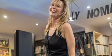 Billy Nomates play instore gig ahead of her September Brighton concert