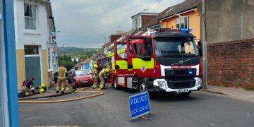 Fire breaks out in chip shop