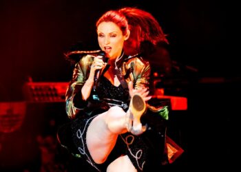 Sophie Ellis-Bextor performs another upbeat Brighton concert