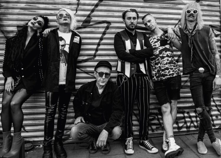 Get ‘Alive At The Barn’ this Friday & Saturday