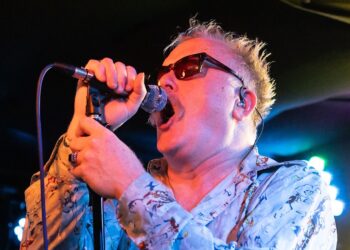 It’s ‘One Giant Love’ for Cud at Brighton concert