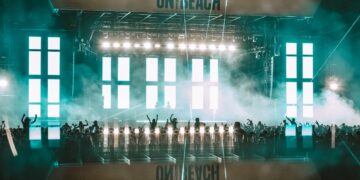 ‘On The Beach’ Day Six with Carl Cox & friends