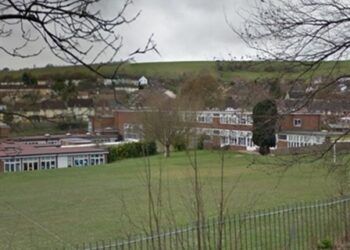 Kebab shops plans for 4am opening opposed by police