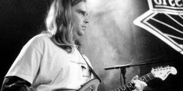 dbcooper bid farewell with their first headline show