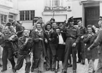 Do you have a VJ Day story? The mayor wants to hear from you