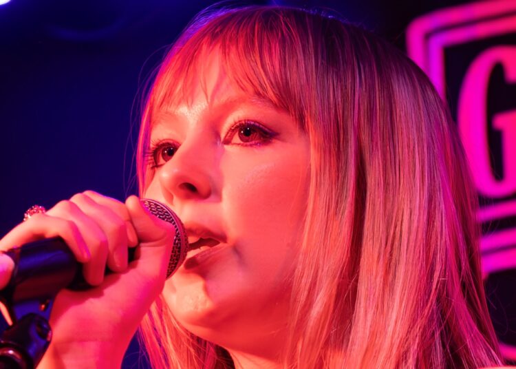 We go Night Swimming ‘In The Real World’