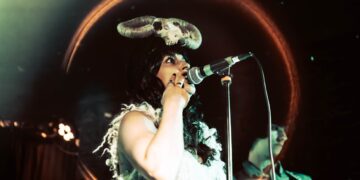 4 more interesting acts for you to check out!
