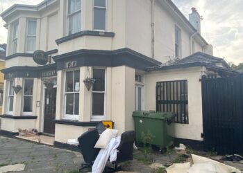 Flats plan for boycotted pub