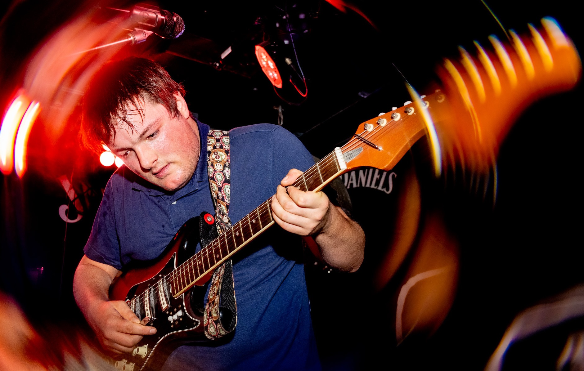 Long Fling treat us to a short fling