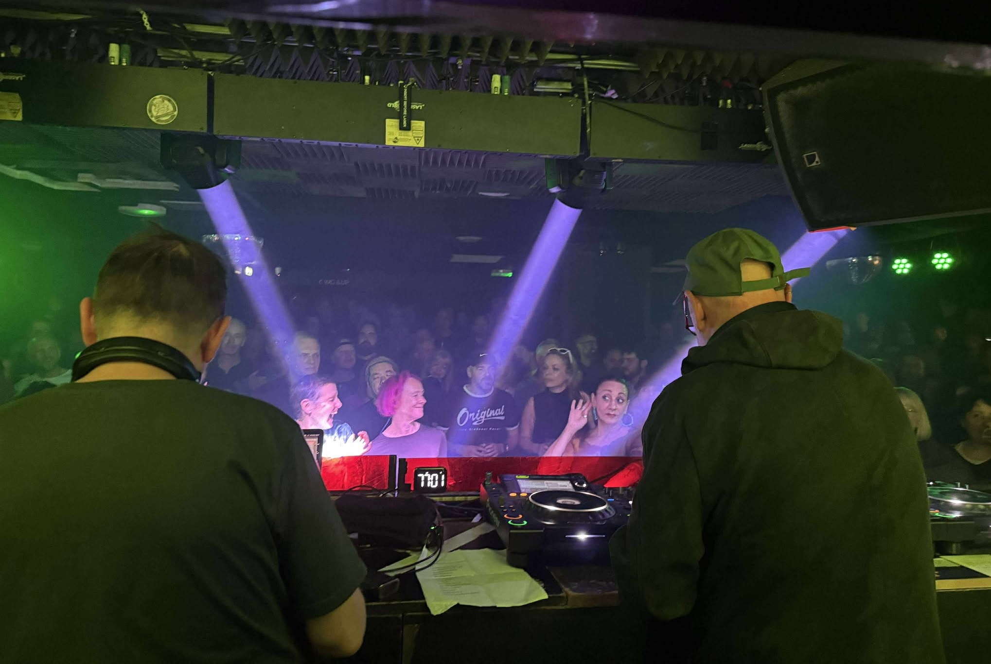 Enjoying &lsquo;Little Fluffy Clouds&rsquo; with The Orb