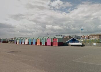 Ten new beach huts planned for Hove seafront
