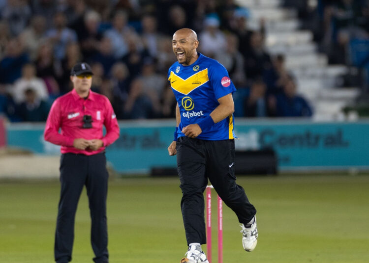 Sussex T20 captain extends contract