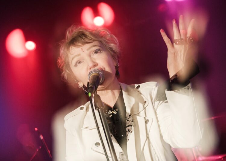 The Primitives perform 40th anniversary gig in Brighton